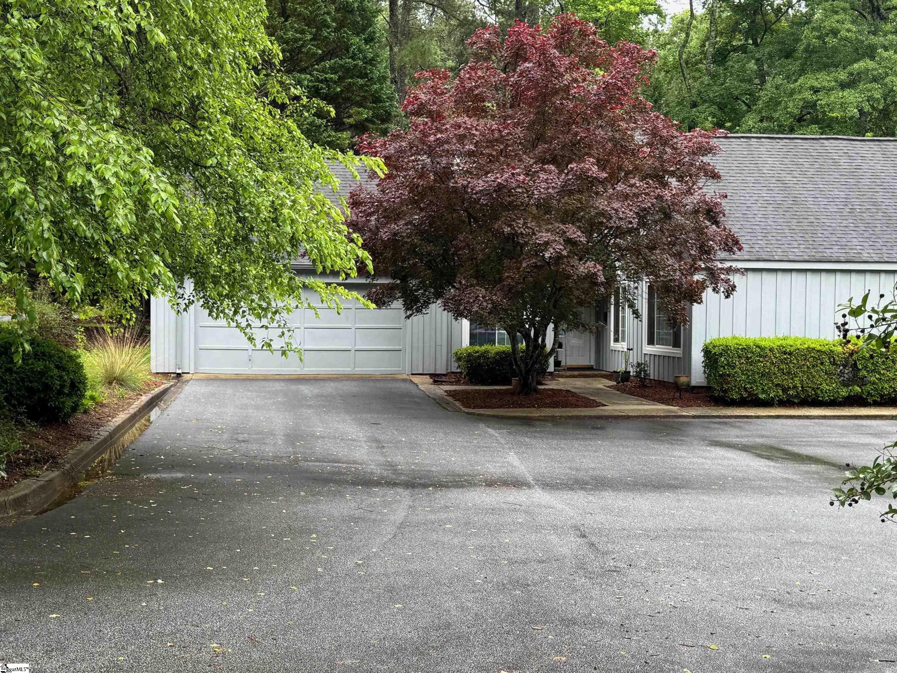 151 Woodridge Road, Unit 201 Greenwood, SC 29646 - Photo 1 of 8 Gallery Image 1