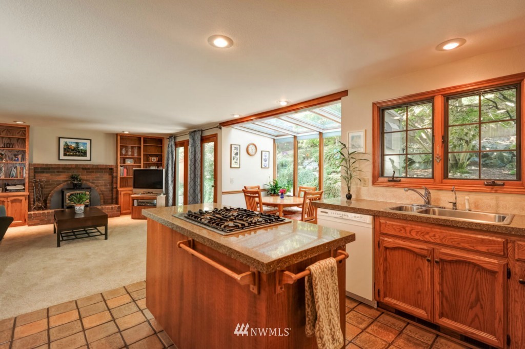 24226 26th Avenue Southeast Bothell, WA 98021 - Photo 9 of 22