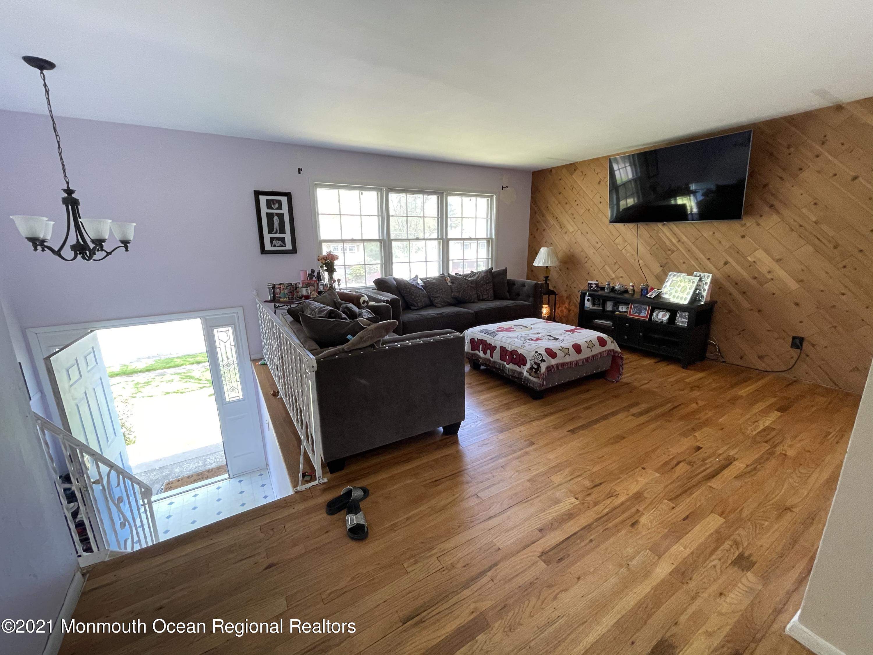 37 Andover Road Jackson, NJ 08527 - Photo 5 of 20 9A1BFCB6-AF5F-4206-93B5-BDBF463CEC7D