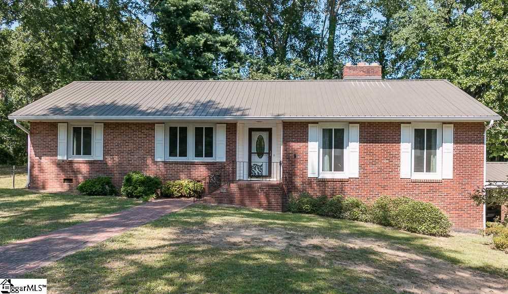 100 Meadow Road Laurens, SC 29360 - Photo 1 of 21 Gallery Image 1