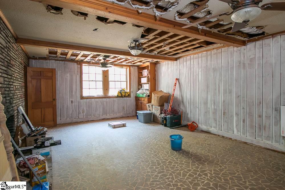 100 Meadow Road Laurens, SC 29360 - Photo 19 of 21 Gallery Image 19