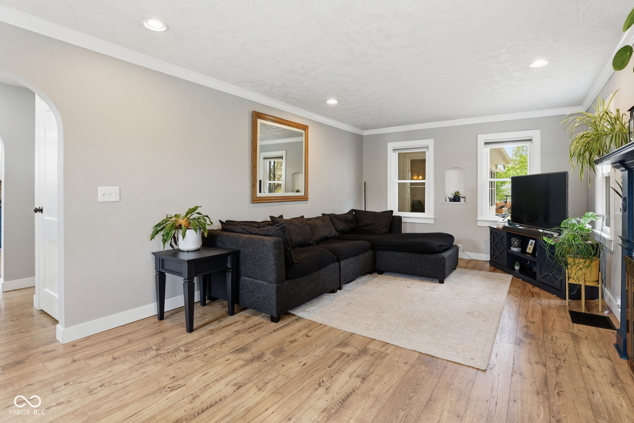 118 West Water Street Pendleton, IN 46064 - Photo 7 of 48