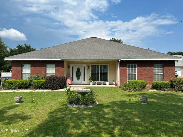 $549,900 | 447 Russell Avenue, Long Beach, MS 39560