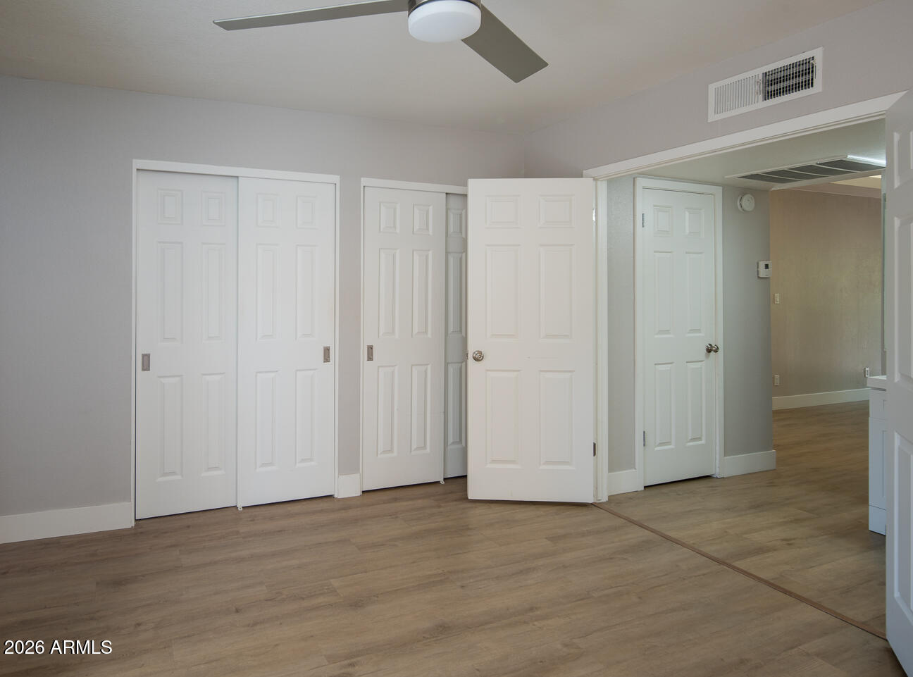4540 North 44th Street, Unit 50 Phoenix, AZ 85018 - Photo 11 of 31 a view of an empty room