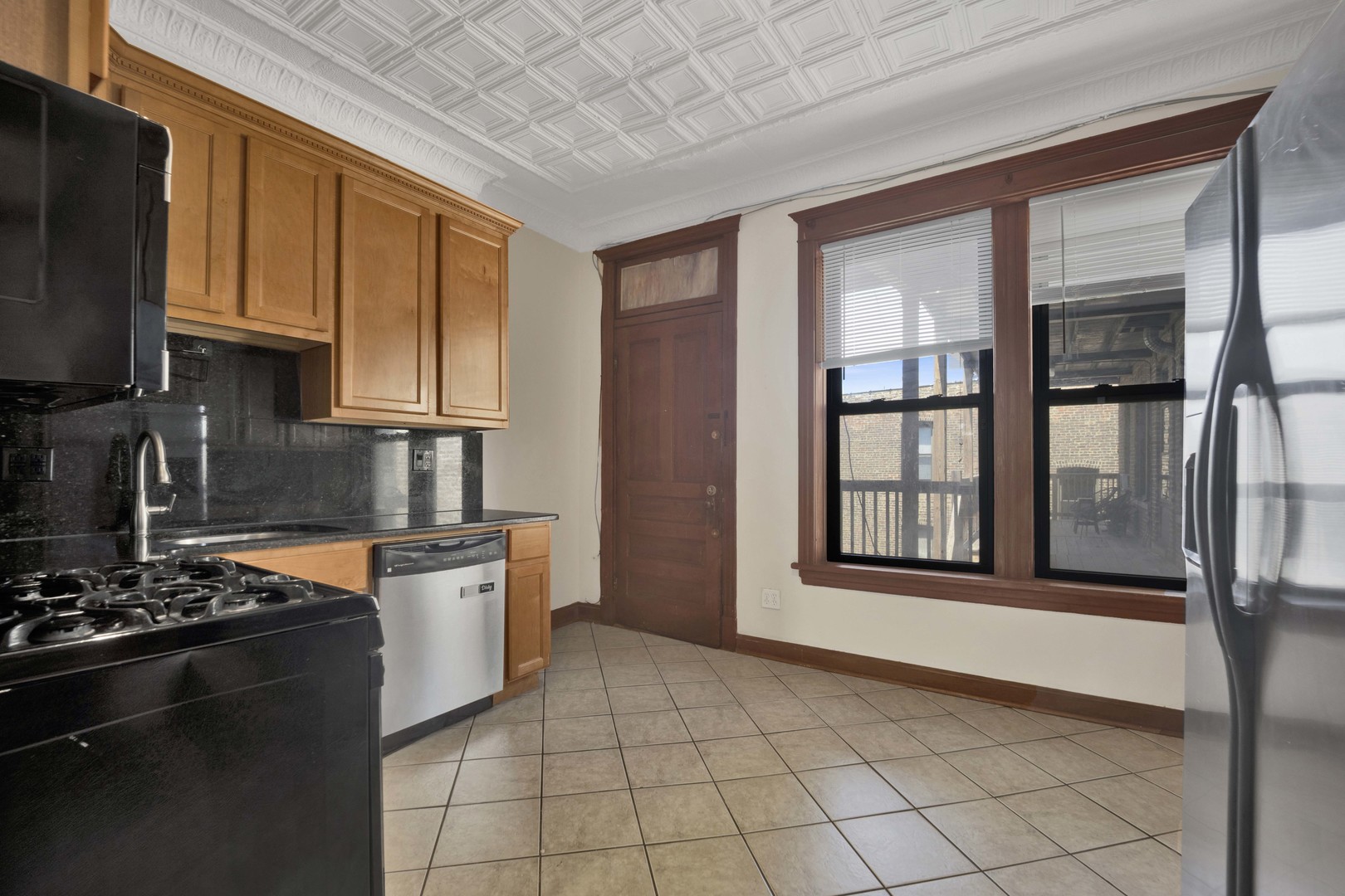 1404 West Flournoy Street, Unit 3 Chicago, IL 60607 - Photo 10 of 16