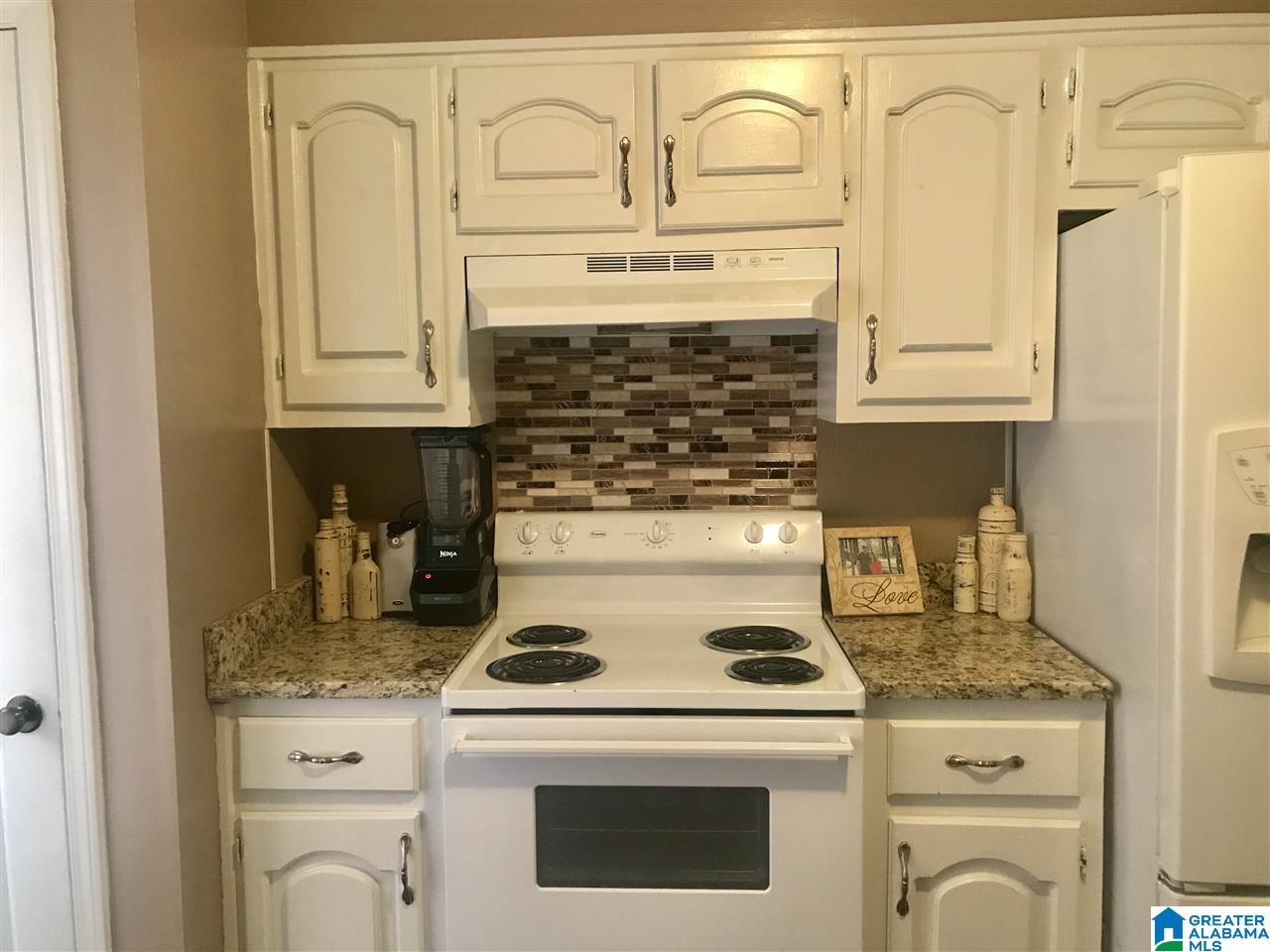 450 Valley Road Oneonta, AL 35121 - Photo 2 of 20