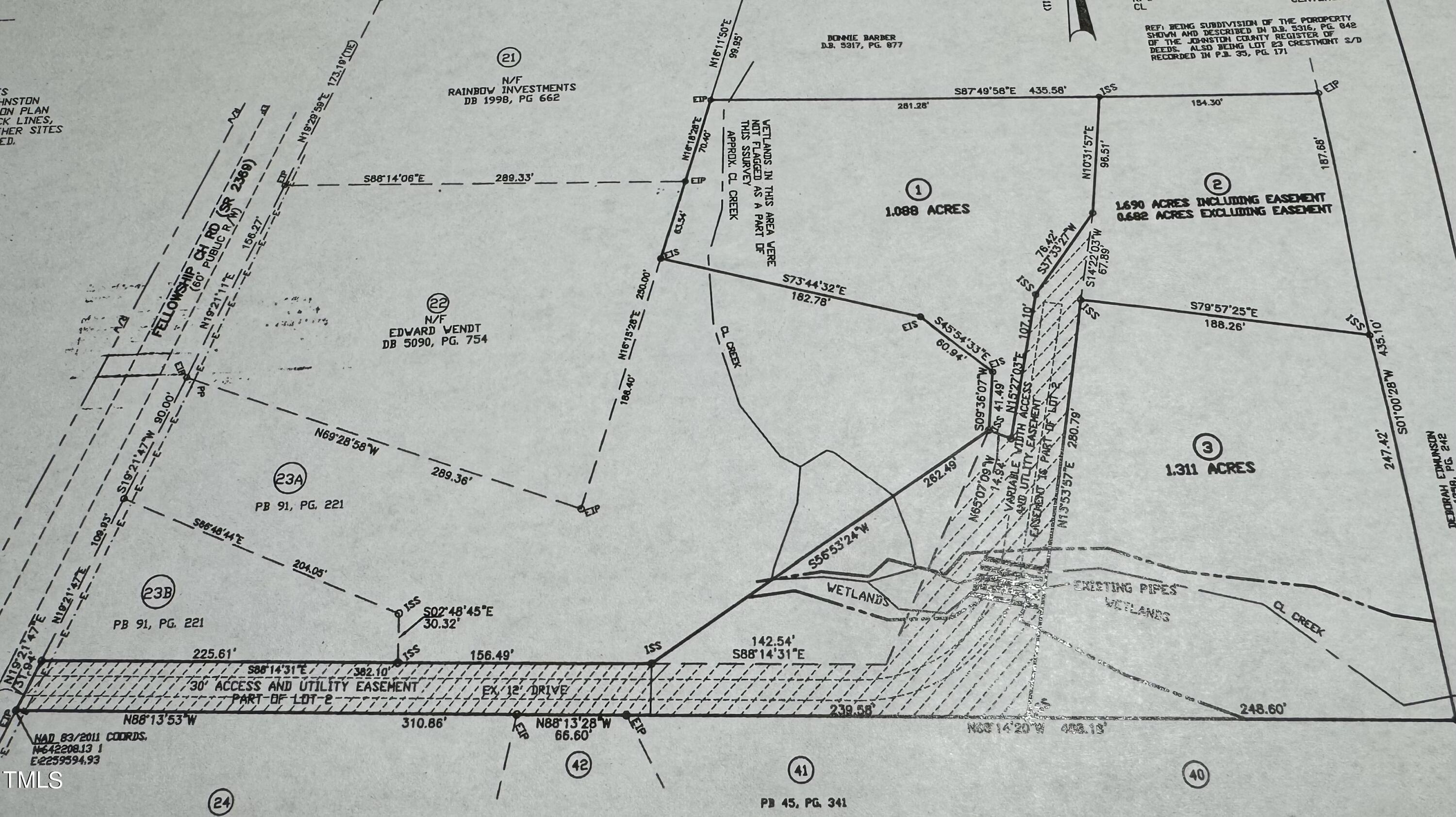 612 Fellowship Church Road Princeton, NC 27569 - Photo 2 of 7 a bathroom with a bathtub and shower