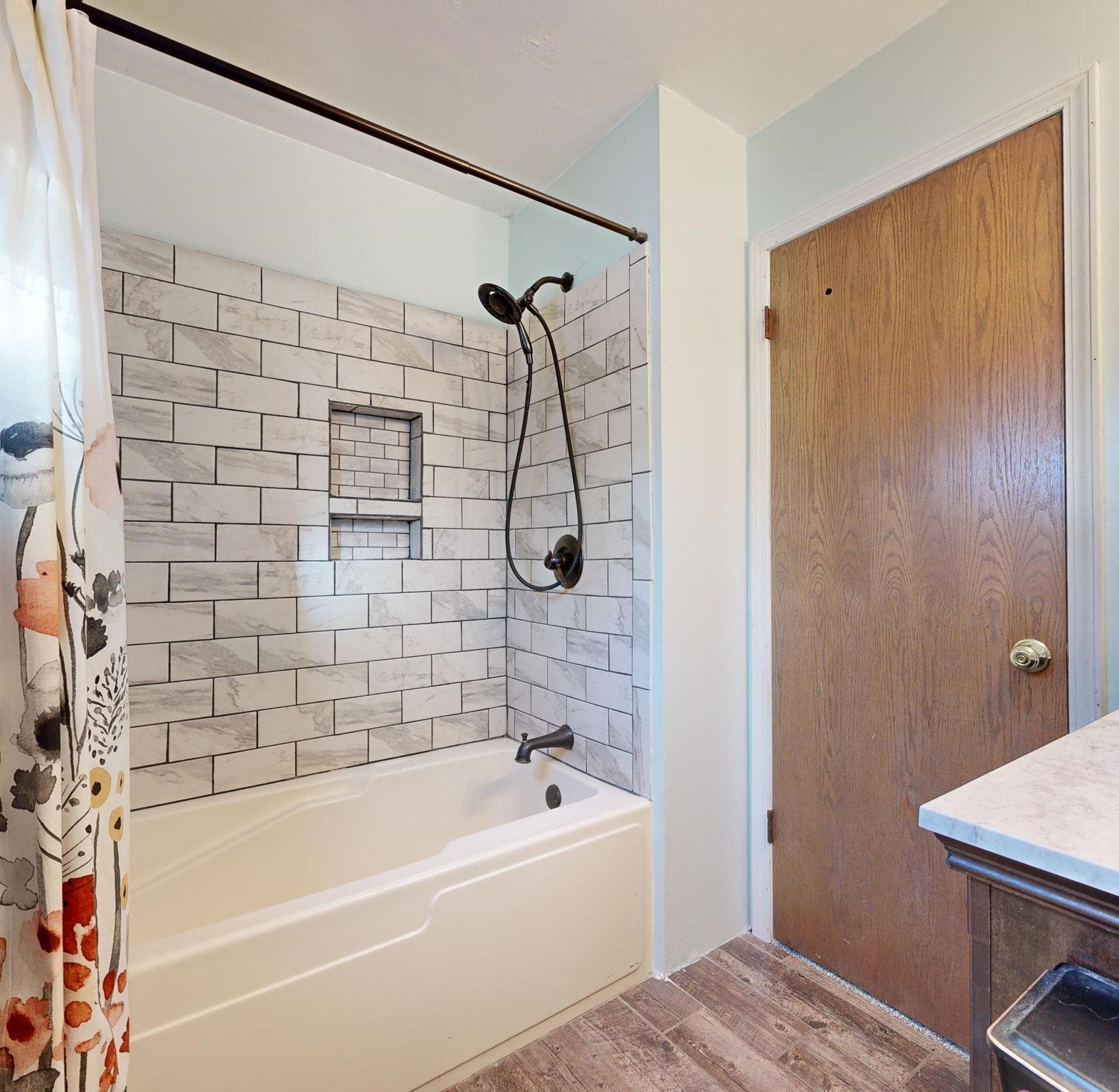 11135 North Lewis Road Clio, MI 48420 - Photo 27 of 54 50163113-58d9ffdb-0767-43bf-aef3-0b7cec155ded.JPG
