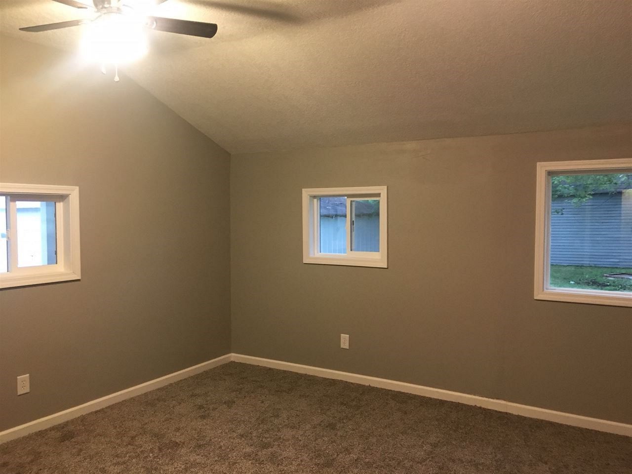 6328 Butt Road Fort Wayne, IN 46818 - Photo 15 of 22