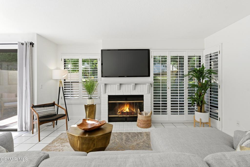 4265 Las Virgenes Road, Unit 4 Calabasas, CA 91302 - Photo 6 of 26