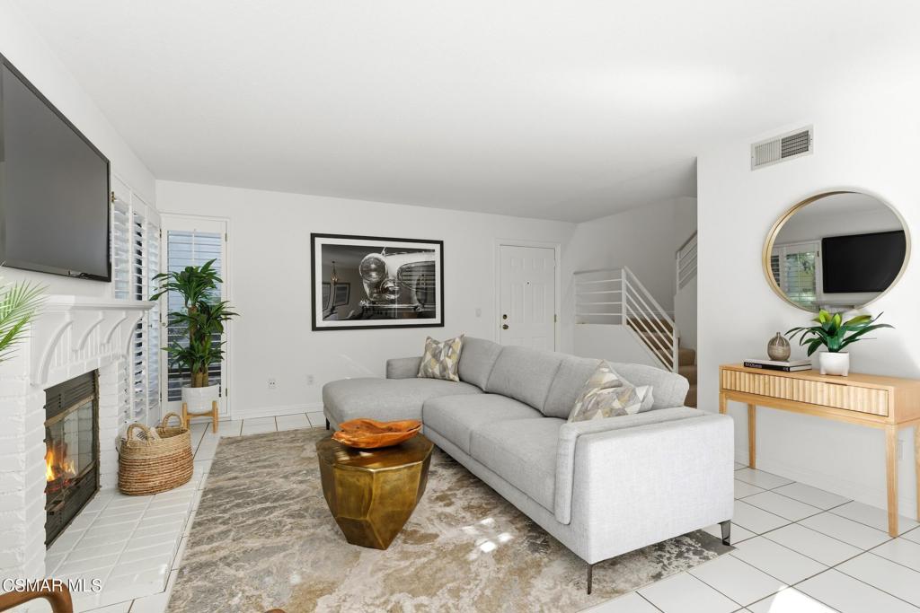 4265 Las Virgenes Road, Unit 4 Calabasas, CA 91302 - Photo 7 of 26