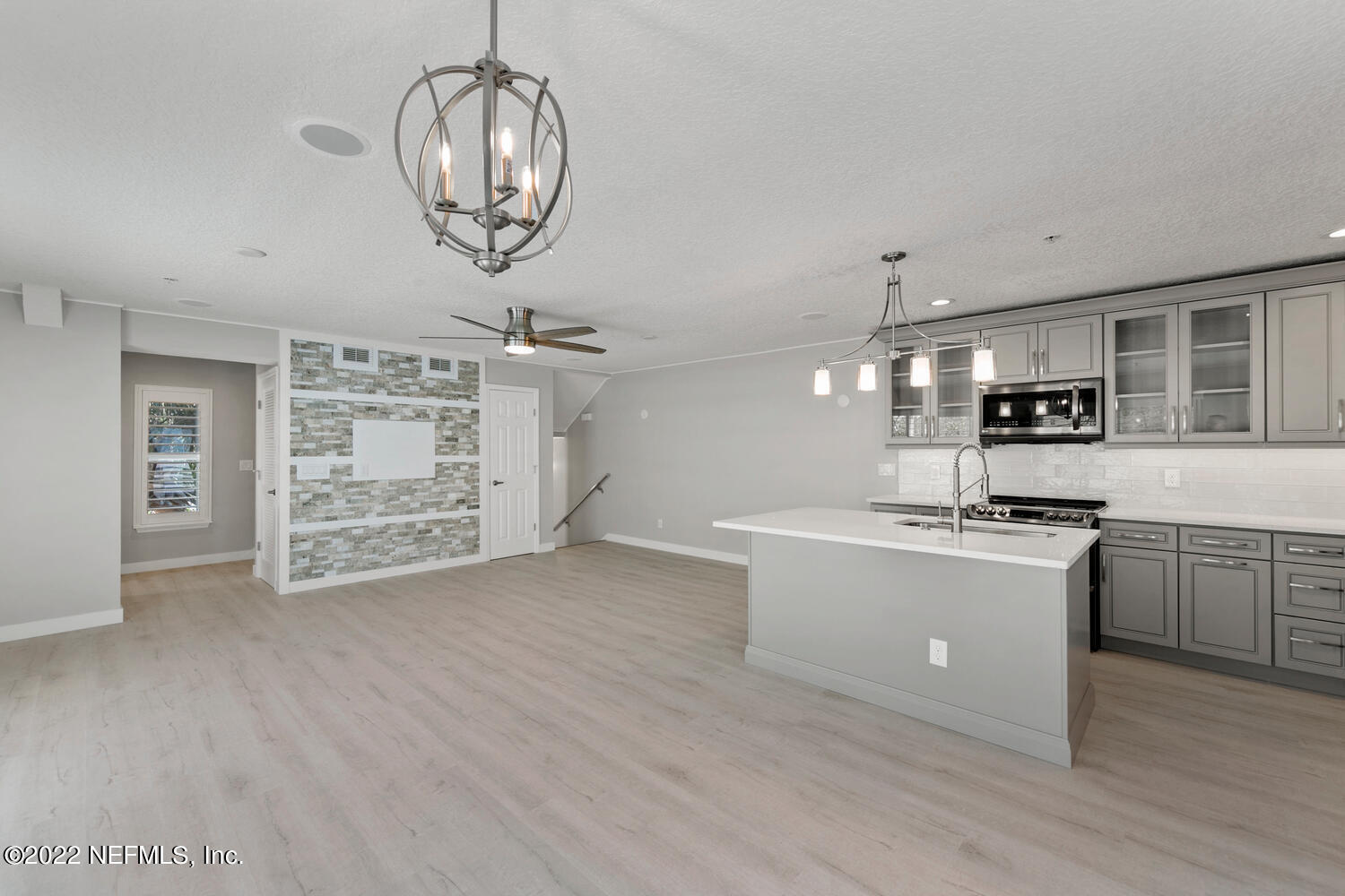 2107 Bartolome Road Neptune Beach, FL 32266 - Photo 7 of 38 2107 Bartolome Rd Neptune-large-013-002-