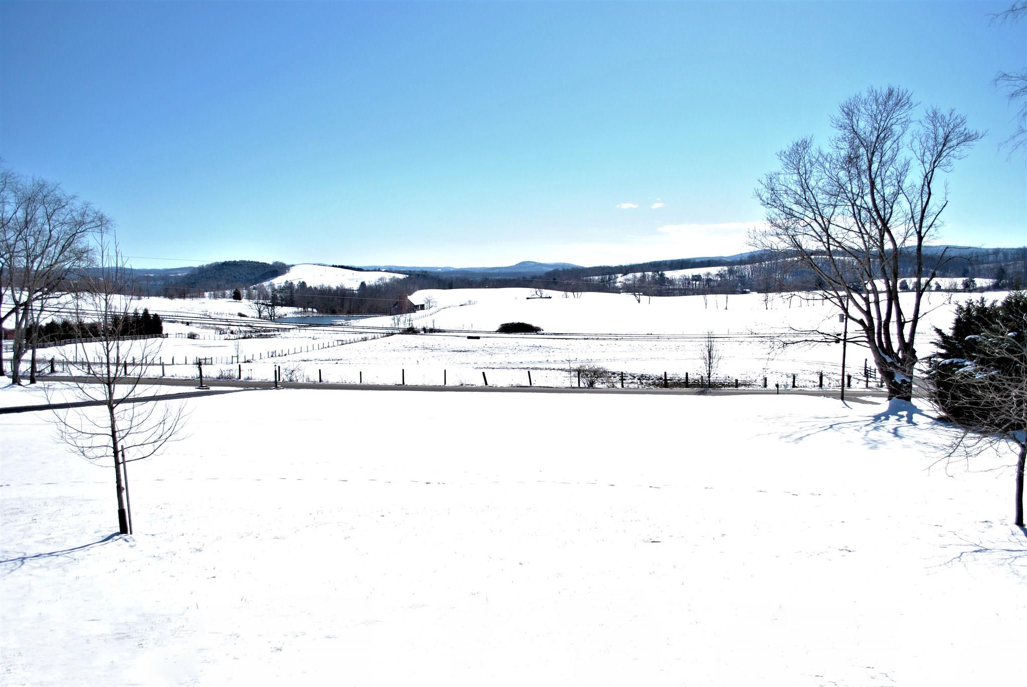 7767 Little River Dam Road Radford, VA 24141 - Photo 9 of 83 Gallery Image 9