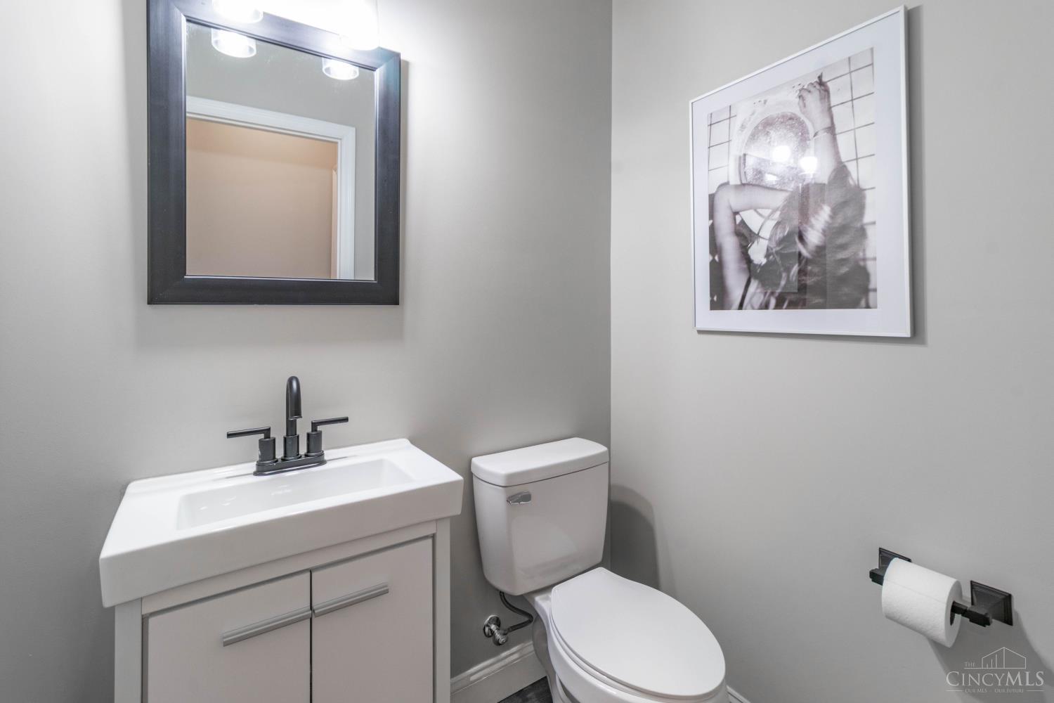 855 Sunrise Ridge Court Maineville, OH 45039 - Photo 12 of 37