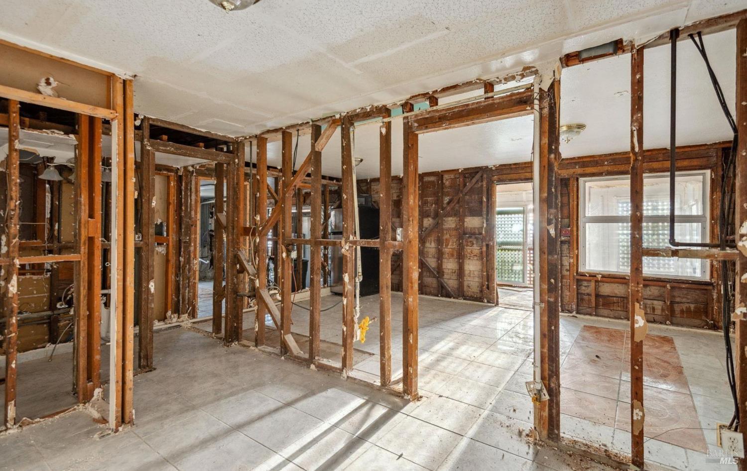 14670 Midland Road Castro Valley, CA 94578 - Photo 27 of 30 a view of walk in closet