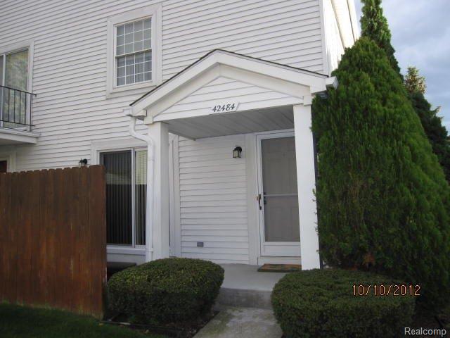 Private Entrance