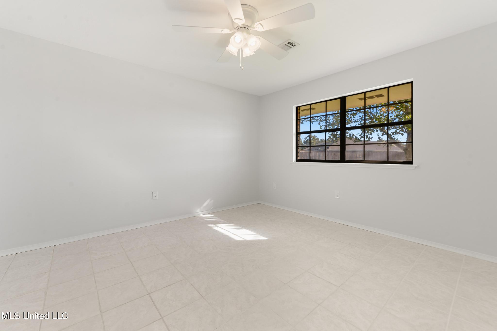 5043 Mitchell Road Long Beach, MS 39560 - Photo 12 of 32 012