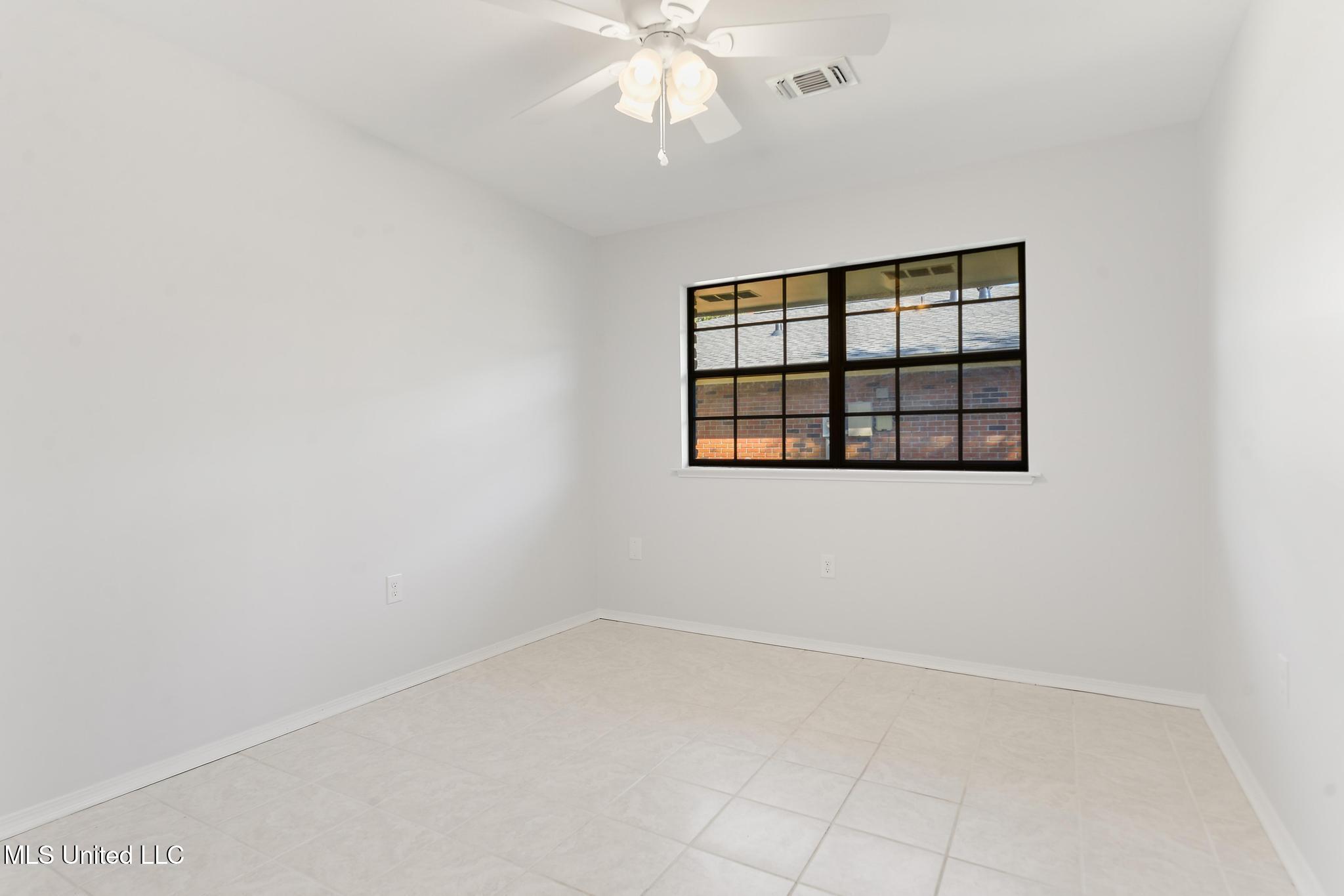 5043 Mitchell Road Long Beach, MS 39560 - Photo 14 of 32 014