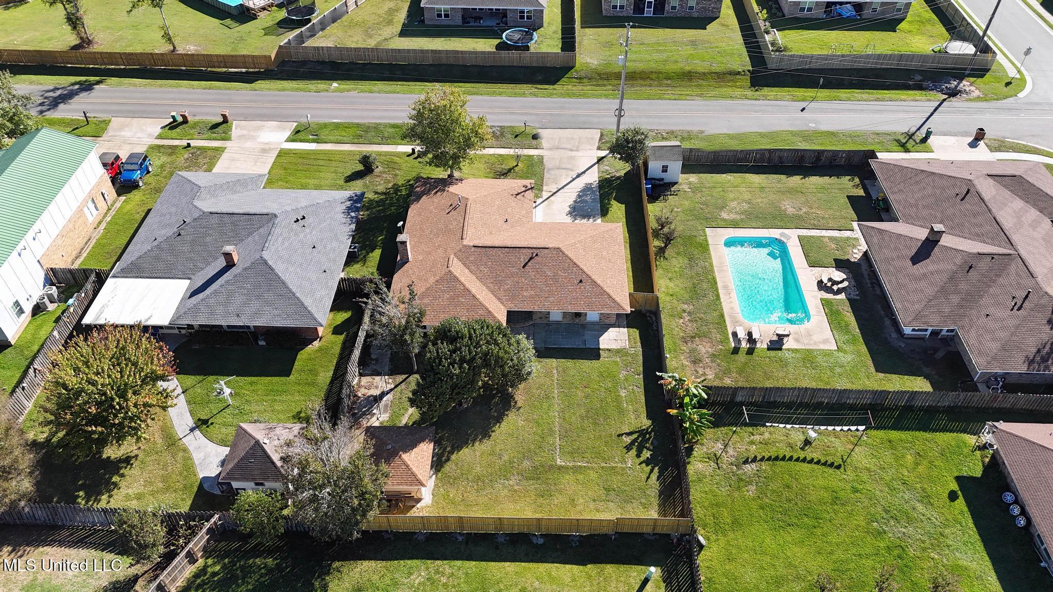 5043 Mitchell Road Long Beach, MS 39560 - Photo 18 of 32 028