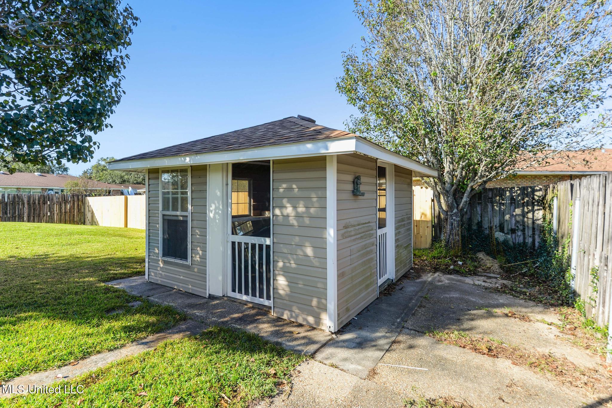 5043 Mitchell Road Long Beach, MS 39560 - Photo 23 of 32 022