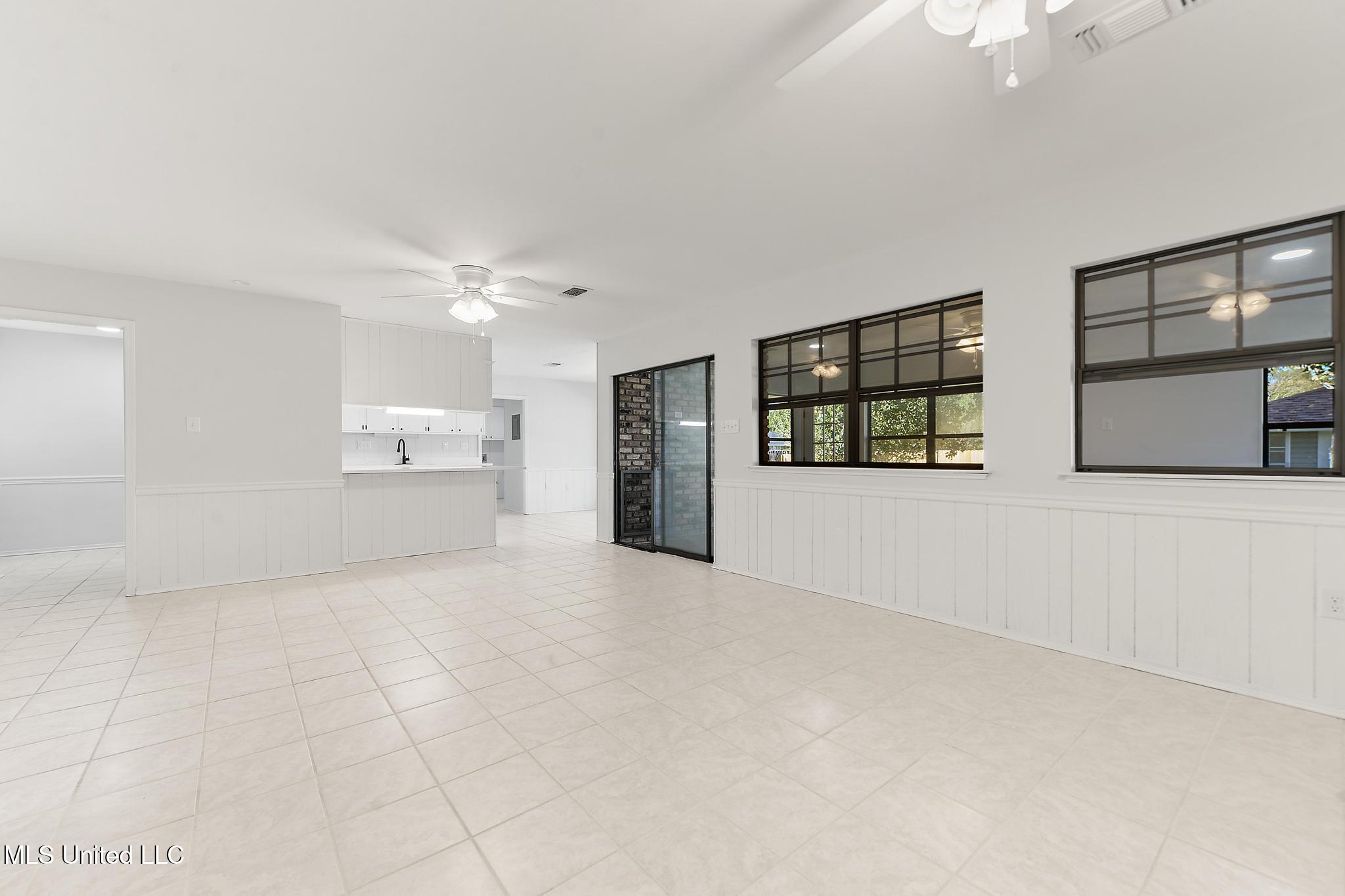 5043 Mitchell Road Long Beach, MS 39560 - Photo 5 of 32 005