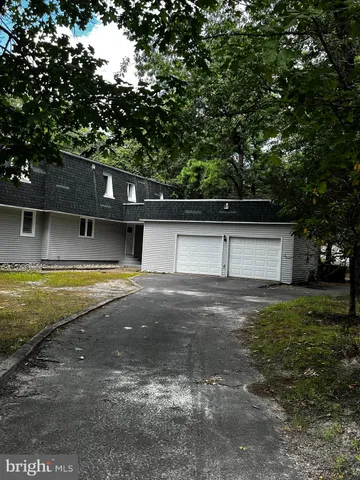 $815,000 | 150 West Centennial Drive, Medford, NJ 08055