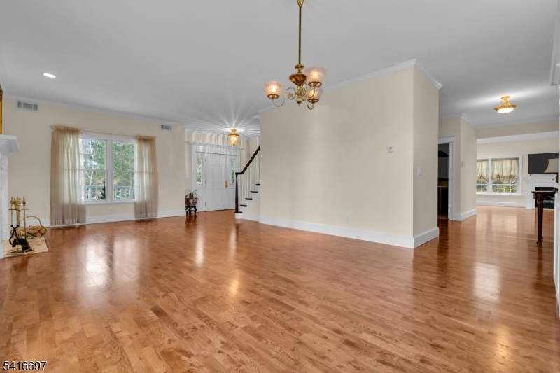 72 Gillette Road Gillette, NJ 07933 - Photo 13 of 45