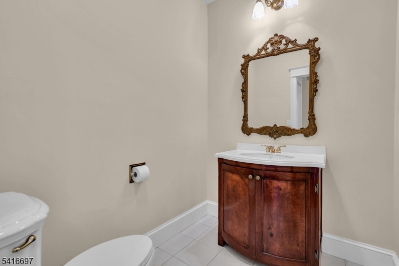 72 Gillette Road Gillette, NJ 07933 - Photo 17 of 45