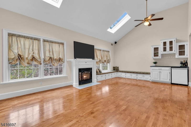 72 Gillette Road Gillette, NJ 07933 - Photo 19 of 45