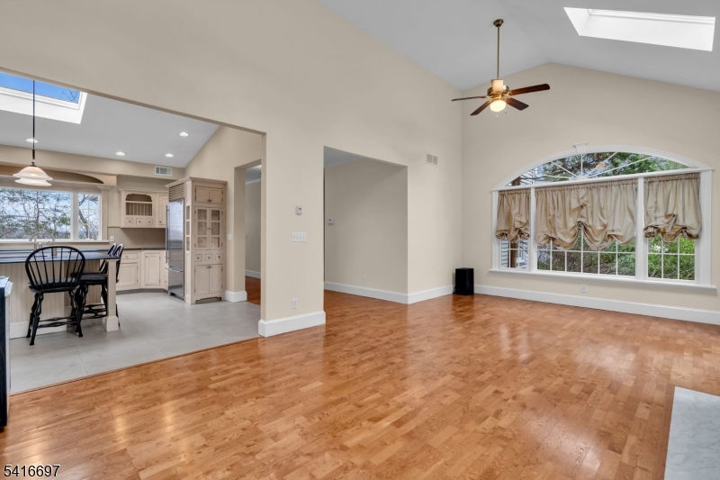 72 Gillette Road Gillette, NJ 07933 - Photo 20 of 45