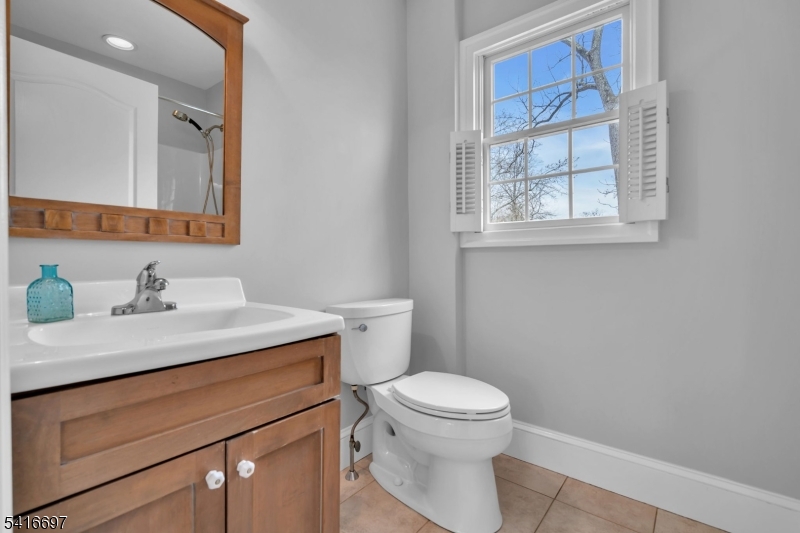 72 Gillette Road Gillette, NJ 07933 - Photo 24 of 45