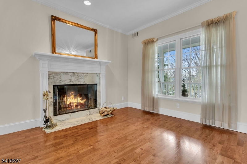 72 Gillette Road Gillette, NJ 07933 - Photo 9 of 45