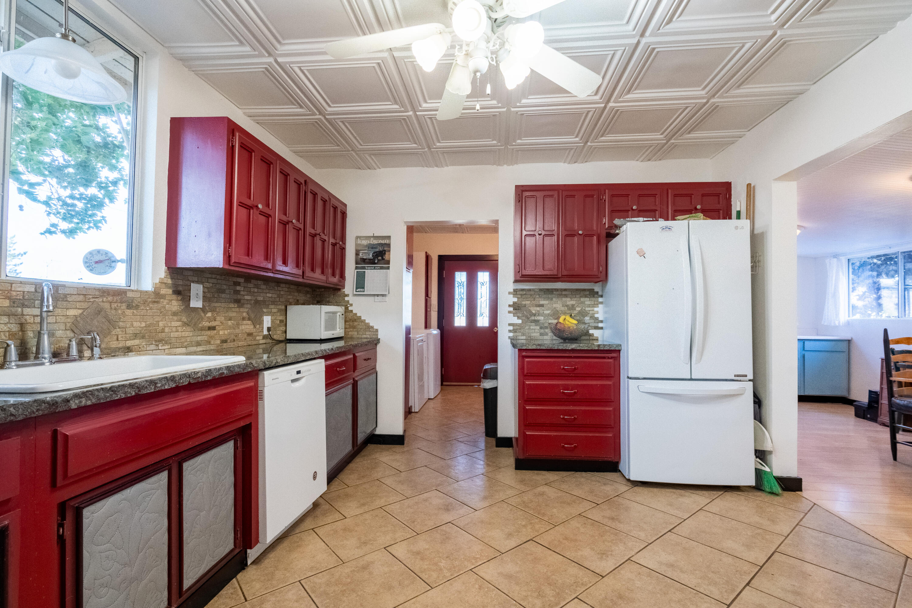 4413 Merita Terrace Central Point, OR 97502 - Photo 7 of 28 kitchen 49