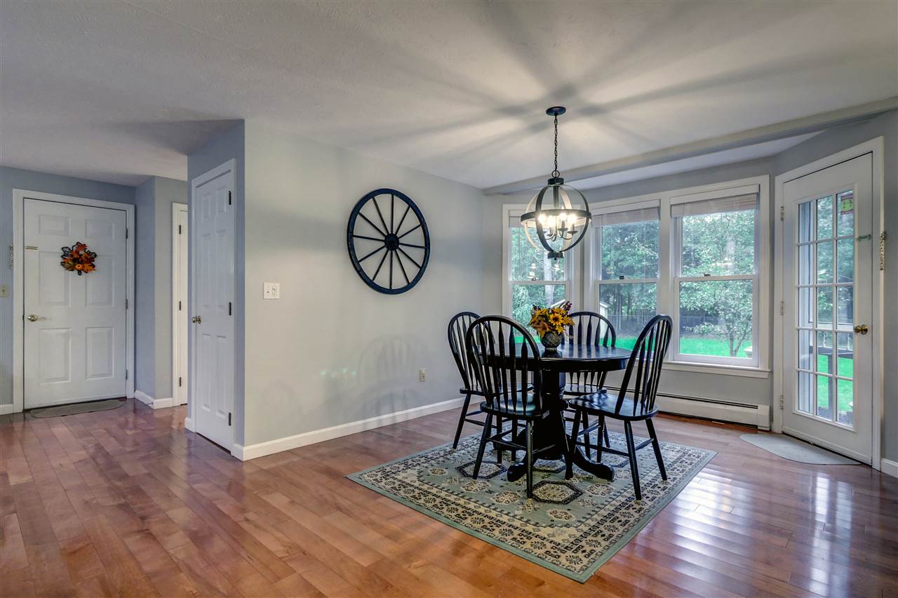 6 Castleton Court Merrimack, NH 03054 - Photo 3 of 38