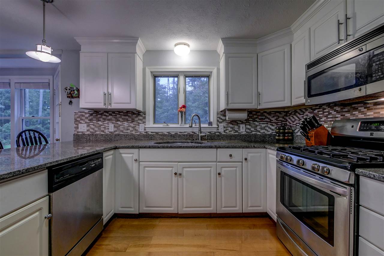 6 Castleton Court Merrimack, NH 03054 - Photo 6 of 38