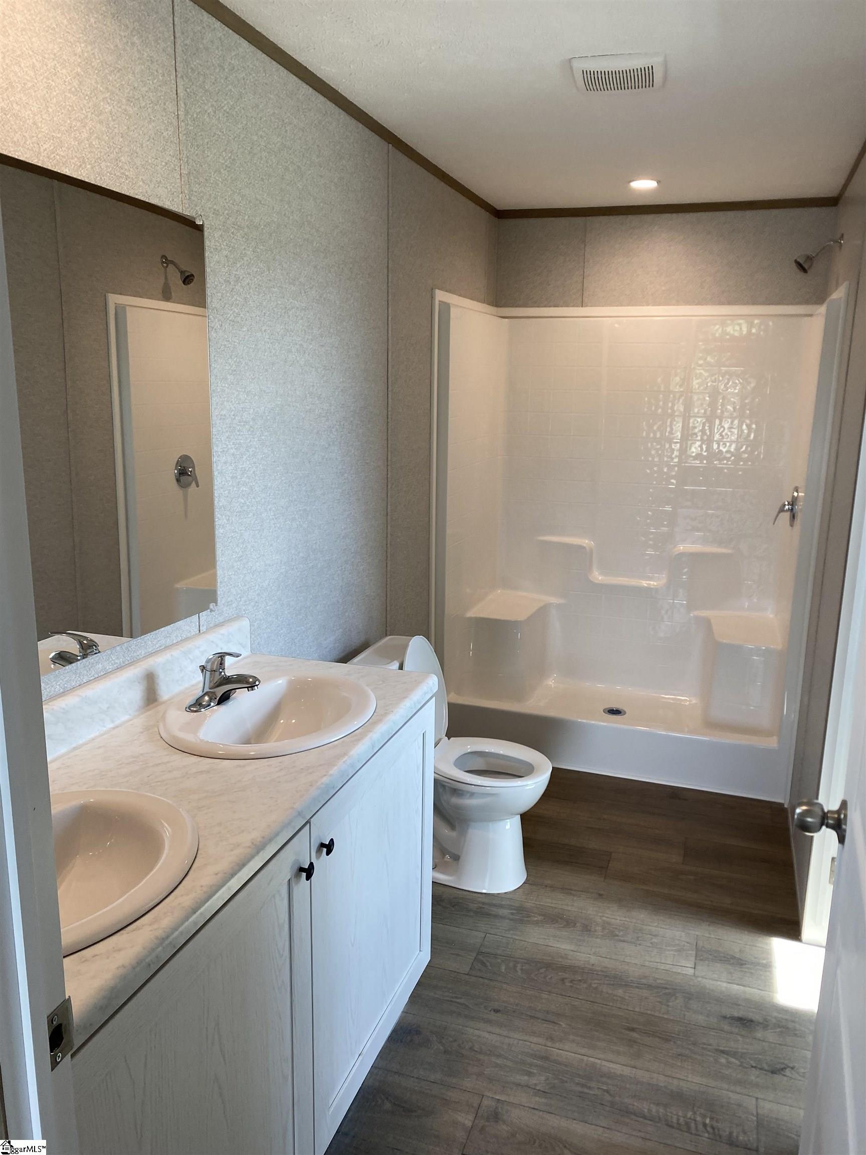 11271 South 101st Highway Gray Court, SC 29645 - Photo 6 of 10