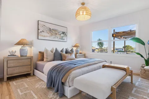 $1,695,000 | 39 Lakeside Drive, Corte Madera, CA 94925