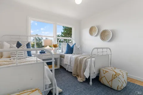 $1,695,000 | 39 Lakeside Drive, Corte Madera, CA 94925