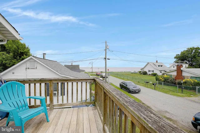 $480,000 | 1220 Grove Avenue, Shady Side, MD 20764