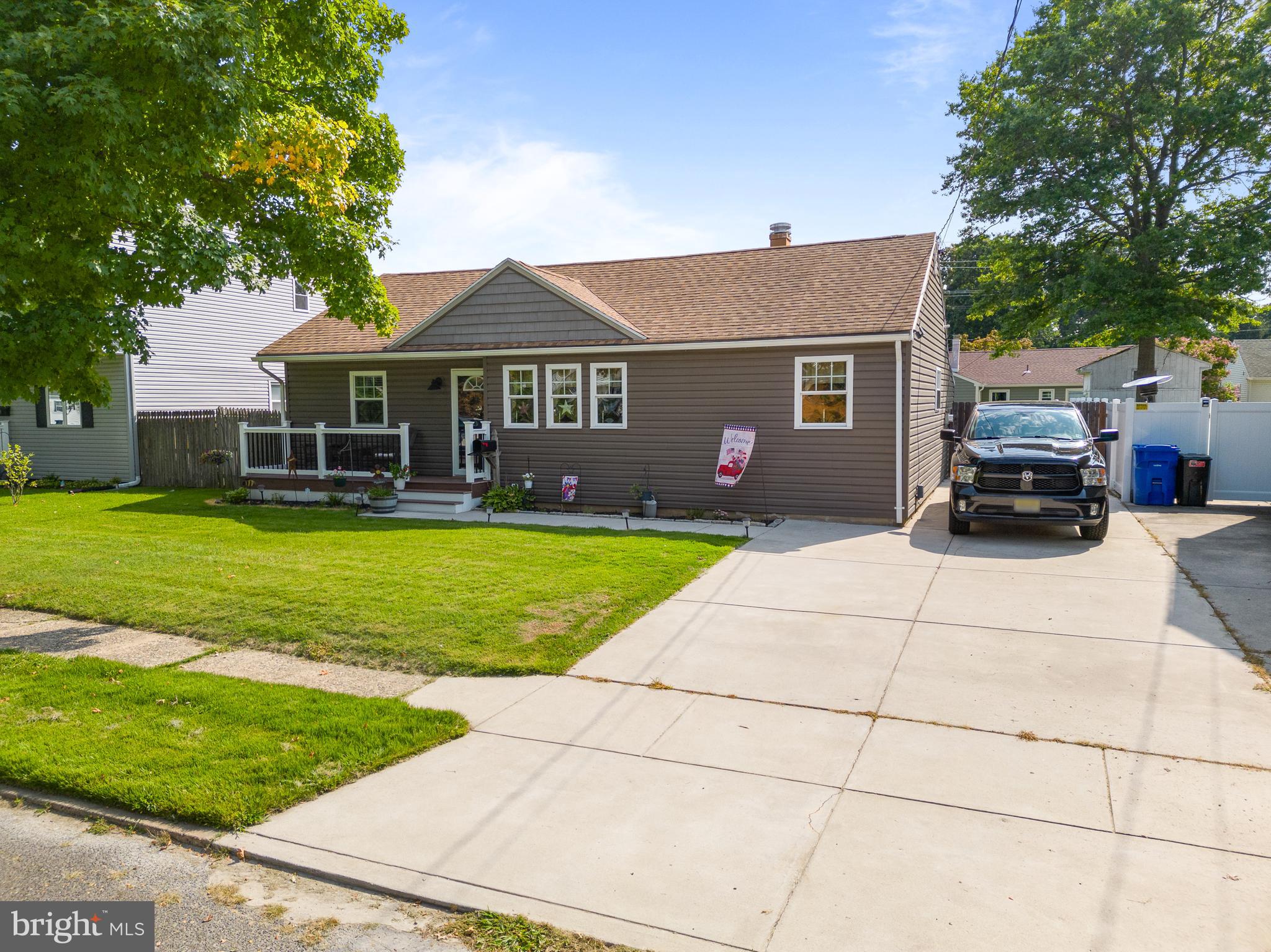 11 Gainor Avenue Maple Shade, NJ 08052 - Photo 2 of 31 Gallery Image 2
