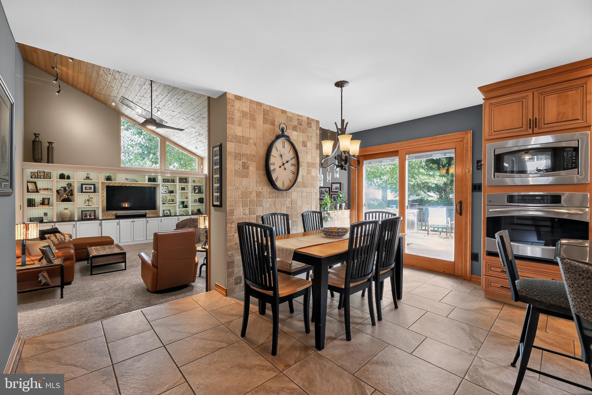 9 Rittenhouse Square Sicklerville, NJ 08081 - Photo 10 of 54