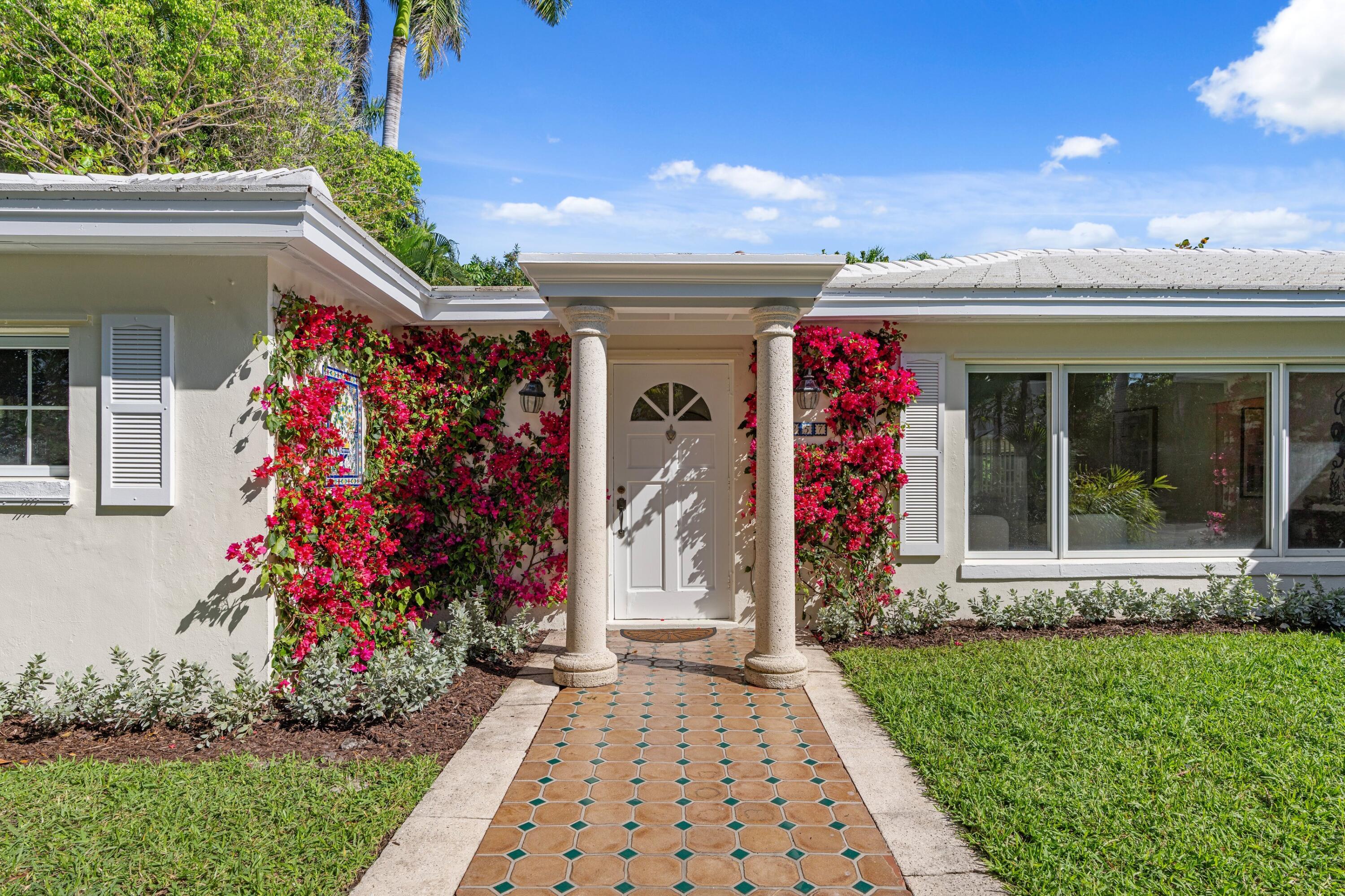 257 Fairview Road Palm Beach, FL 33480 - Photo 4 of 37 3