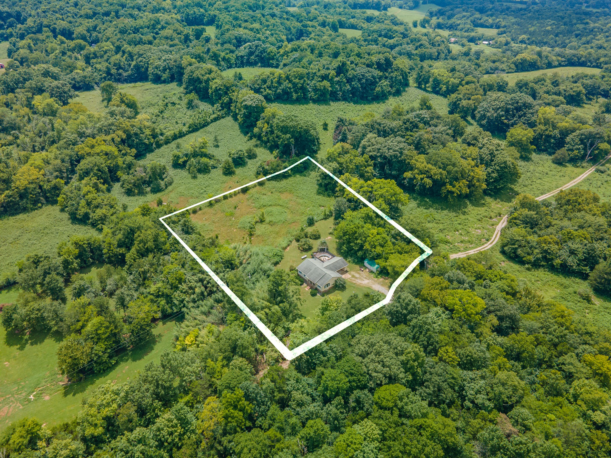 1531 Springplace Road Lewisburg, TN 37091 - Photo 1 of 18 Gallery Image 1