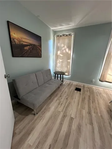 $205,000 | 727 South 10th Street, St. Joseph, MO 64501