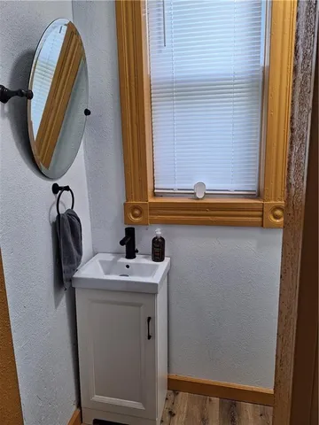 $205,000 | 727 South 10th Street, St. Joseph, MO 64501