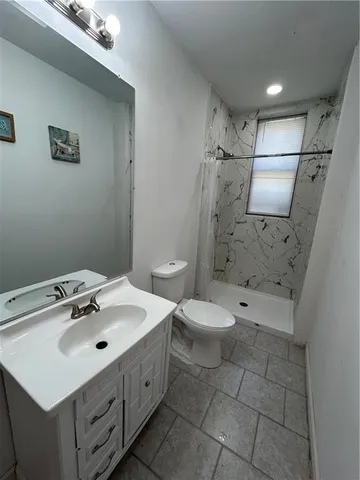 $205,000 | 727 South 10th Street, St. Joseph, MO 64501