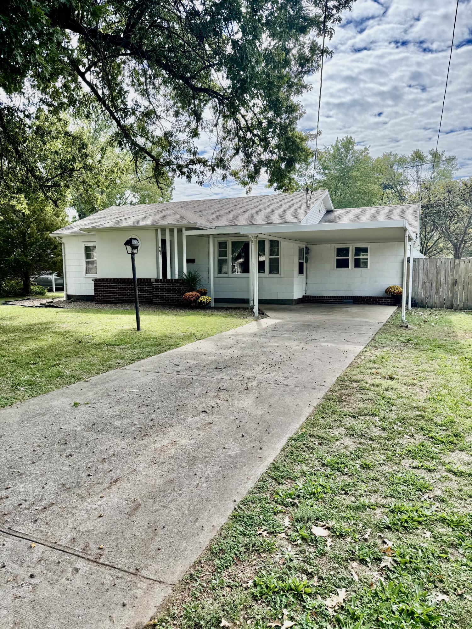467 West Dunn Monett, MO 65708 - Photo 1 of 1 IMG_5163