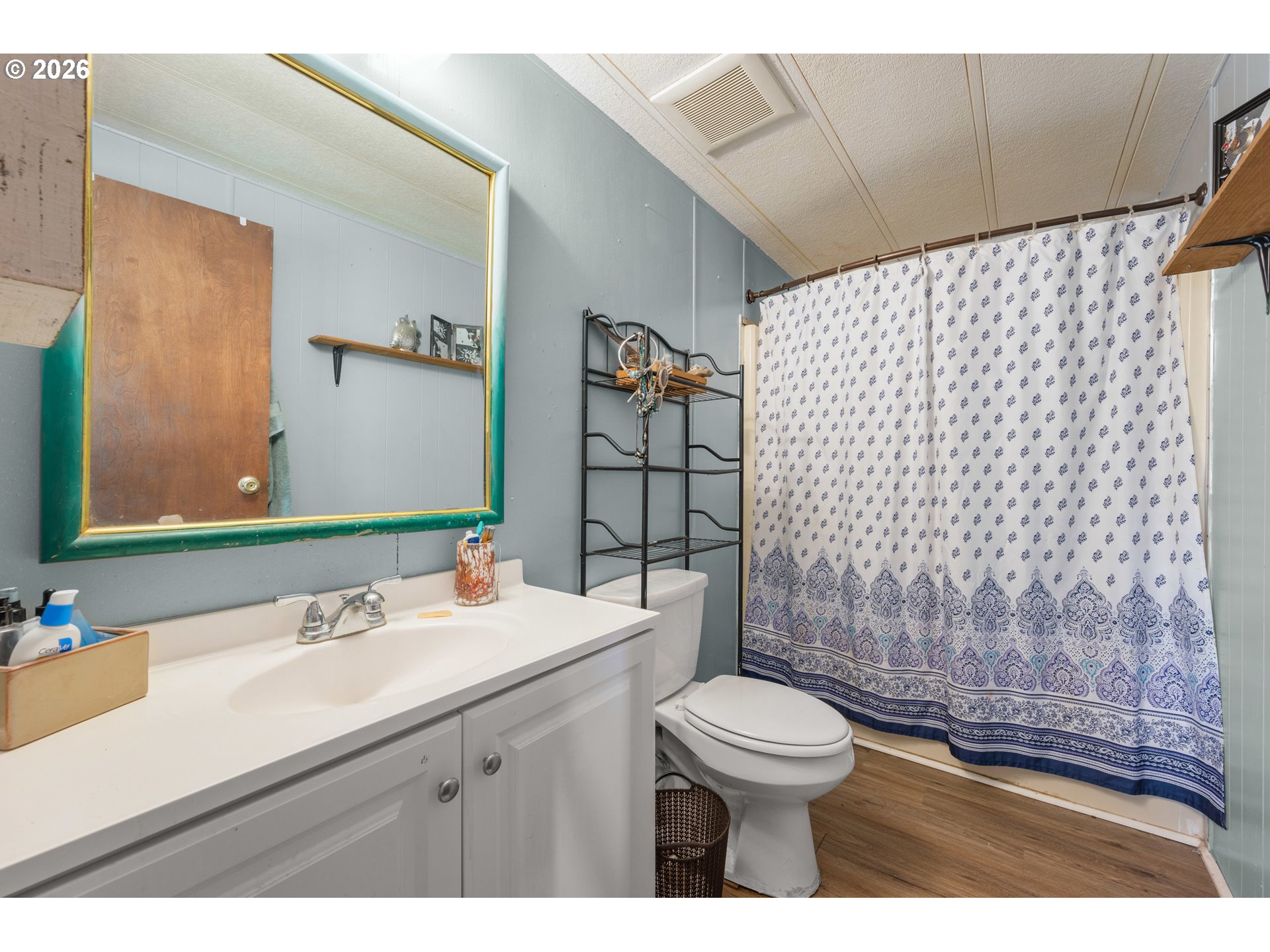 39009 Dexter Road, Unit 27 Dexter, OR 97431 - Photo 20 of 31 Bathroom