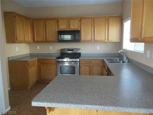 $2,100 | 6218 Desert Lavender Avenue, Las Vegas, NV 89141