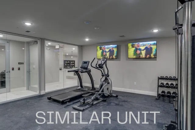 $2,400 | 1230 Elm Street, Unit 516, Manchester, NH 03101